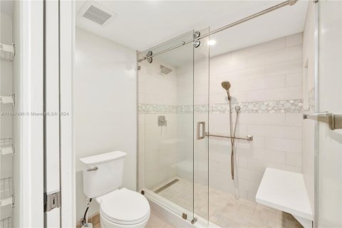 Condominio en venta en Miami, Florida, 2 dormitorios, 130.06 m2 № 1315906 - foto 27