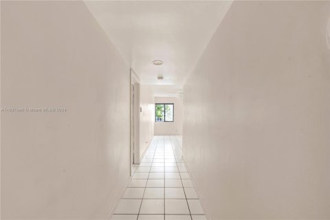 Condominio en venta en Miami, Florida, 2 dormitorios, 130.06 m2 № 1315906 - foto 13