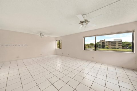 Condominio en venta en Miami, Florida, 2 dormitorios, 130.06 m2 № 1315906 - foto 16