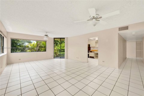 Condominio en venta en Miami, Florida, 2 dormitorios, 130.06 m2 № 1315906 - foto 15