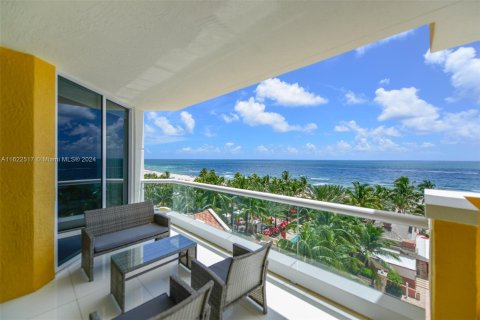 Copropriété à louer à Sunny Isles Beach, Floride: 3 chambres, 205.69 m2 № 1269257 - photo 29