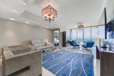 Copropriété à louer à Sunny Isles Beach, Floride: 3 chambres, 205.69 m2 № 1269257 - photo 8