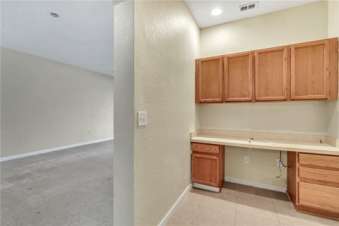 Townhouse in Kissimmee, Florida 3 bedrooms, 181.81 sq.m. № 906990 - photo 12