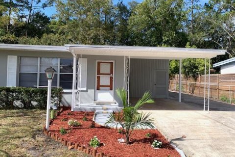 Casa en venta en Jacksonville, Florida, 4 dormitorios, 124.3 m2 № 807176 - foto 2