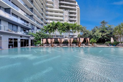 Condo in Miami, Florida, 1 bedroom  № 10830 - photo 27