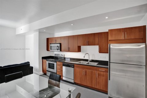 Condominio en venta en Miami, Florida, 1 dormitorio, 51.37 m2 № 1362653 - foto 18