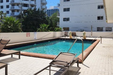 Condominio en venta en Miami Beach, Florida, 2 dormitorios, 106.84 m2 № 1419878 - foto 18