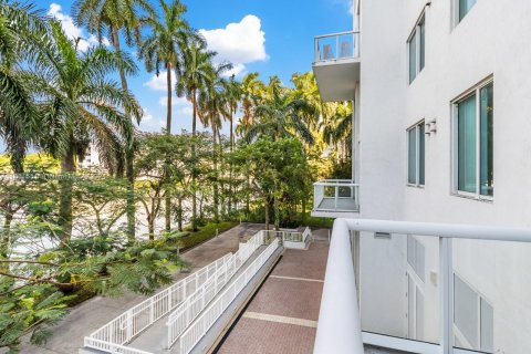 Copropriété à vendre à Miami, Floride: 2 chambres, 137.4 m2 № 1368807 - photo 25