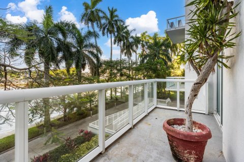 Copropriété à vendre à Miami, Floride: 2 chambres, 137.4 m2 № 1368807 - photo 23