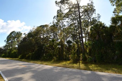 Terrain à vendre à Port Charlotte, Floride № 828974 - photo 5