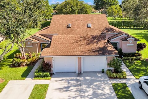 Villa ou maison à vendre à Boca Raton, Floride: 2 chambres, 153.66 m2 № 1367319 - photo 3