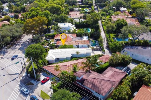 Casa en alquiler en Miami Shores, Florida, 3 dormitorios, 155.7 m2 № 1367409 - foto 1