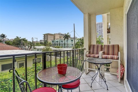 Condo in Pompano Beach, Florida, 2 bedrooms  № 1374280 - photo 18