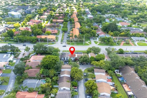 Adosado en venta en Miami, Florida, 3 dormitorios, 139.26 m2 № 1316210 - foto 7