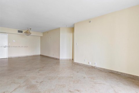 Condo in Aventura, Florida, 2 bedrooms  № 1367048 - photo 7