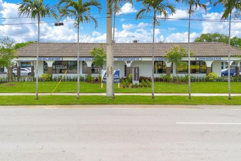 Propiedad comercial en venta en Sunrise, Florida № 1367016 - foto 25