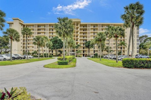 Condominio en venta en Pompano Beach, Florida, 2 dormitorios, 102.19 m2 № 1004409 - foto 1