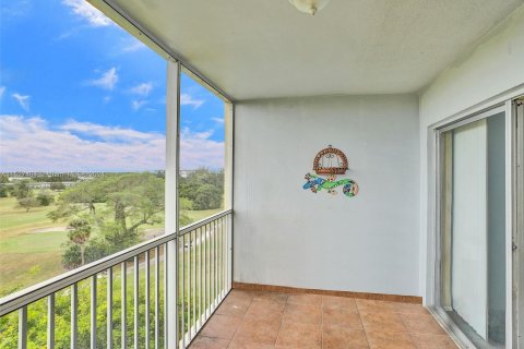 Condominio en venta en Pompano Beach, Florida, 2 dormitorios, 102.19 m2 № 1004409 - foto 27