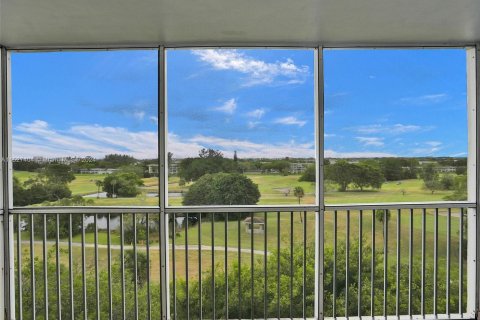 Condo in Pompano Beach, Florida, 2 bedrooms  № 1004409 - photo 28