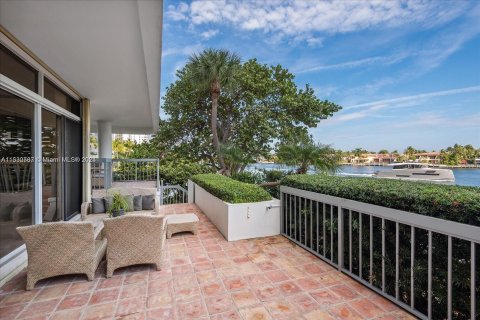 Copropriété à vendre à Aventura, Floride: 2 chambres, 237.83 m2 № 1004454 - photo 2