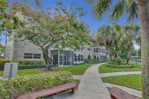 Copropriété à vendre à Lauderdale Lakes, Floride: 1 chambre, 63.55 m2 № 958645 - photo 21