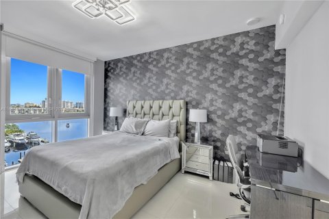 Copropriété à vendre à North Miami Beach, Floride: 3 chambres, 206.71 m2 № 1369173 - photo 20