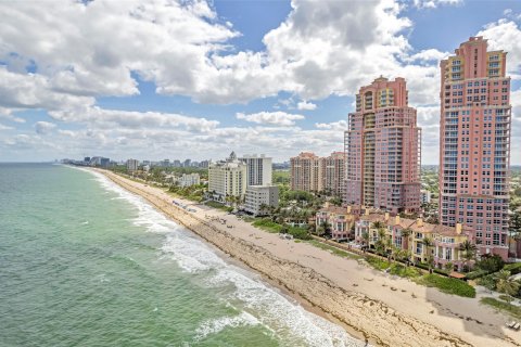 Touwnhouse à vendre à Fort Lauderdale, Floride: 4 chambres, 396.69 m2 № 1103318 - photo 3