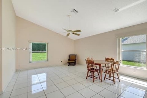 Casa en venta en West Palm Beach, Florida, 2 dormitorios № 1396122 - foto 15