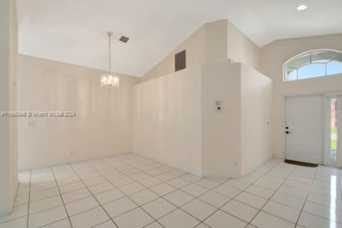 House in West Palm Beach, Florida 2 bedrooms № 1396122 - photo 6