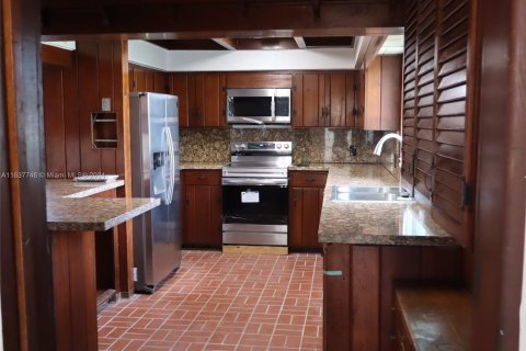 Casa en venta en Belle Glade, Florida, 4 dormitorios, 194.91 m2 № 1316104 - foto 8