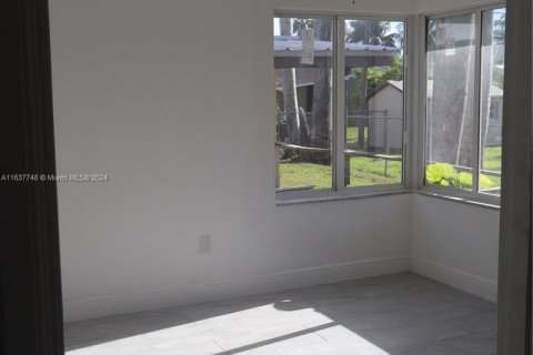 Villa ou maison à vendre à Belle Glade, Floride: 4 chambres, 194.91 m2 № 1316104 - photo 10