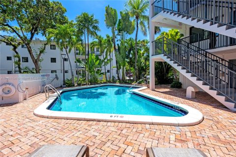 Copropriété à vendre à Miami, Floride: 1 chambre, 53.33 m2 № 1365737 - photo 9