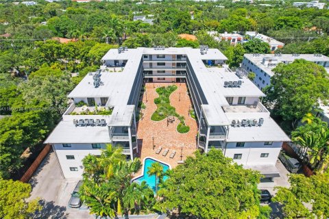 Condominio en venta en Miami, Florida, 1 dormitorio, 53.33 m2 № 1365737 - foto 13