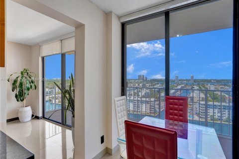 Copropriété à louer à Sunny Isles Beach, Floride: 2 chambres, 115.2 m2 № 1365649 - photo 13