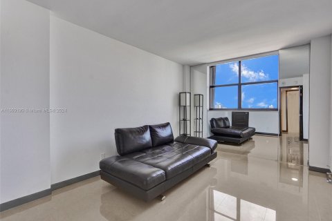 Copropriété à louer à Sunny Isles Beach, Floride: 2 chambres, 115.2 m2 № 1365649 - photo 14