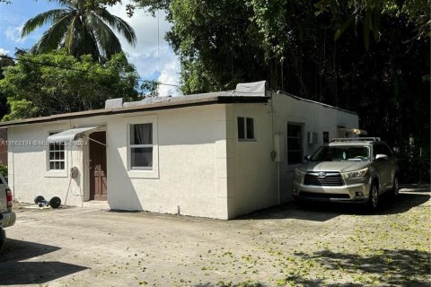 Immobilier commercial à vendre à Miami, Floride: 263.75 m2 № 1369259 - photo 3