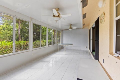 Casa en venta en Palm City, Florida, 2 dormitorios, 135.73 m2 № 1104520 - foto 6