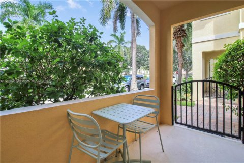 Townhouse in Palm Beach Gardens, Florida 4 bedrooms, 175.59 sq.m. № 1365521 - photo 29