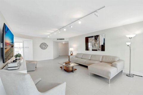 Condominio en venta en Boca Raton, Florida, 2 dormitorios, 149.94 m2 № 1236069 - foto 3