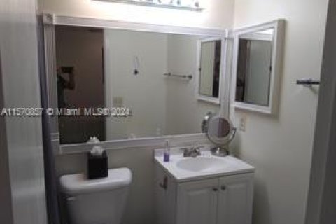 Condominio en venta en Boca Raton, Florida, 1 dormitorio, 66.89 m2 № 1128674 - foto 11