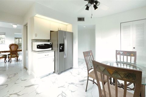 Condo in Coconut Creek, Florida, 2 bedrooms  № 1098989 - photo 20