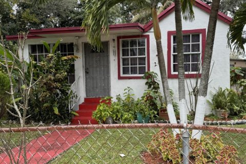 Купить виллу или дом в Майами-Гарденс, Флорида 1 спальня, 100.33м2, № 994349 - фото 16