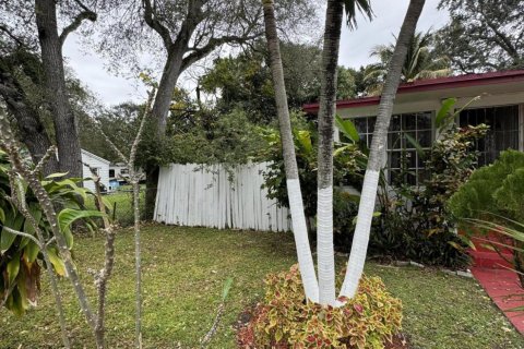Casa en venta en Miami Gardens, Florida, 1 dormitorio, 100.33 m2 № 994349 - foto 14