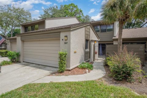 Townhouse in Fern Park, Florida 3 bedrooms, 175.49 sq.m. № 1312480 - photo 1