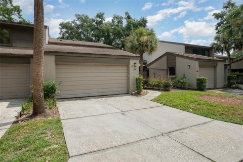 Townhouse in Fern Park, Florida 3 bedrooms, 175.49 sq.m. № 1312480 - photo 3