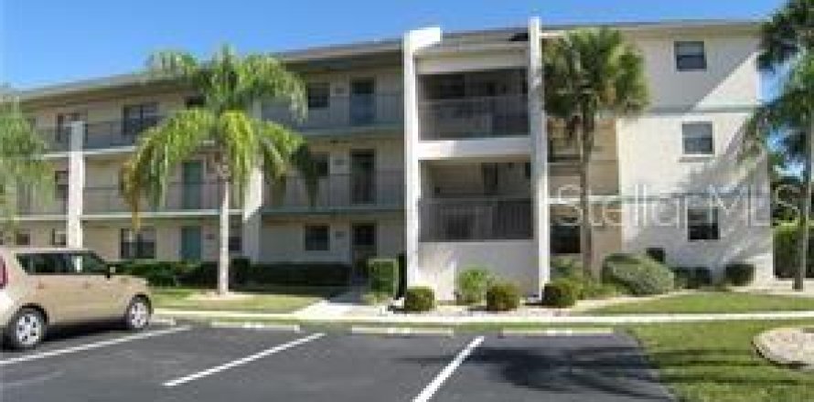 Condo à Punta Gorda, Floride, 2 chambres  № 1004176