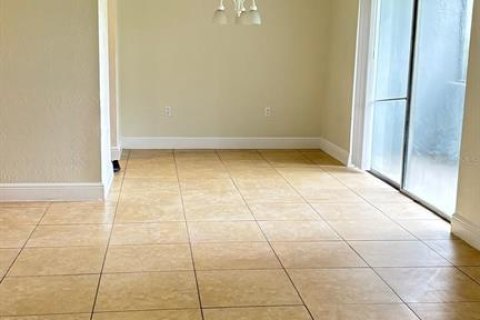 Copropriété à vendre à Orlando, Floride: 2 chambres, 90.67 m2 № 1365211 - photo 3