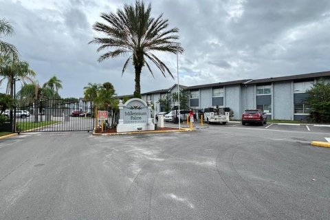 Copropriété à vendre à Orlando, Floride: 2 chambres, 90.67 m2 № 1365211 - photo 2