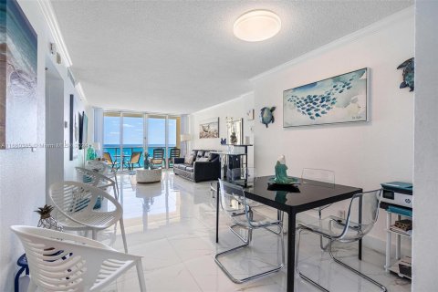 Copropriété à louer à Hollywood, Floride: 1 chambre, 69.21 m2 № 1365851 - photo 5