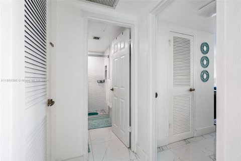 Copropriété à louer à Hollywood, Floride: 1 chambre, 69.21 m2 № 1365851 - photo 15